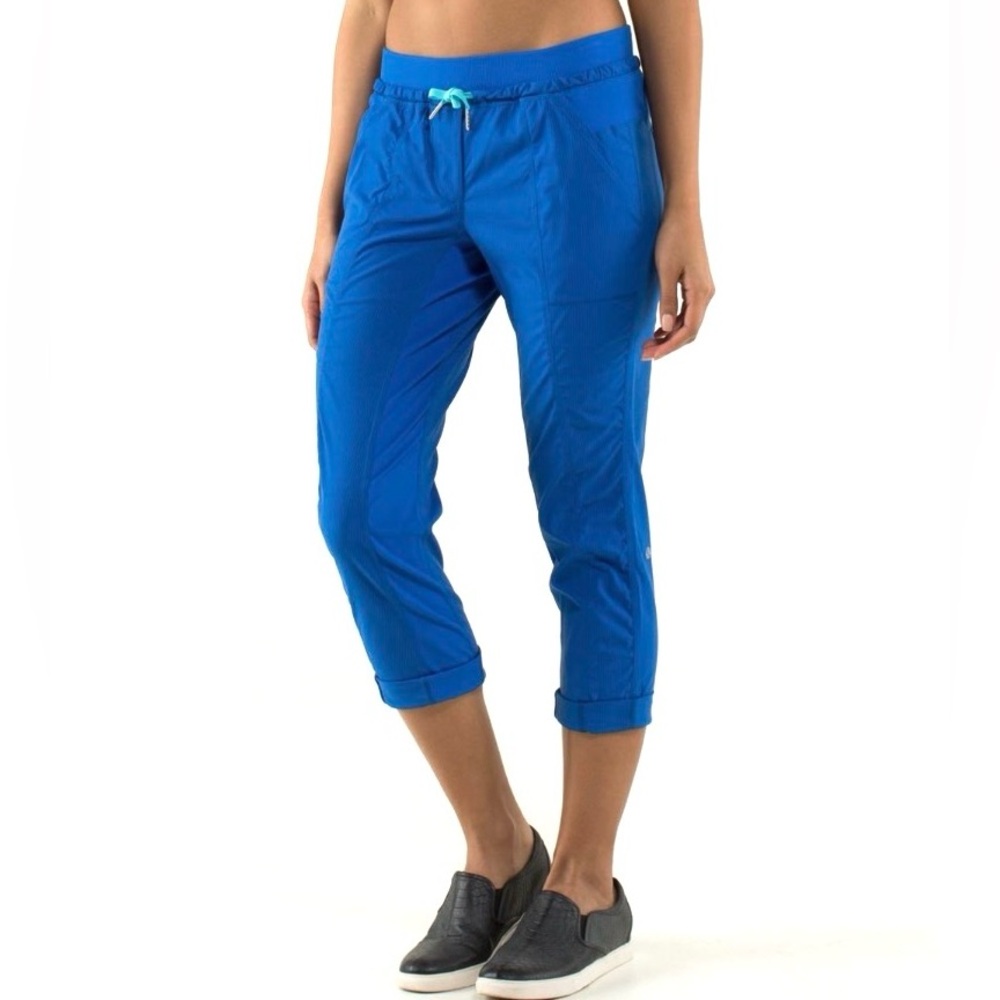 Lululemon Women’s Street To Studio Unlined Cropped Pants Baroque Blue, Size 8